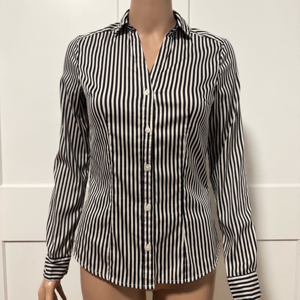 H&M Black White Thin Stripes Sheen Satiny Blouse Dress Shirt Top 2 XS 32